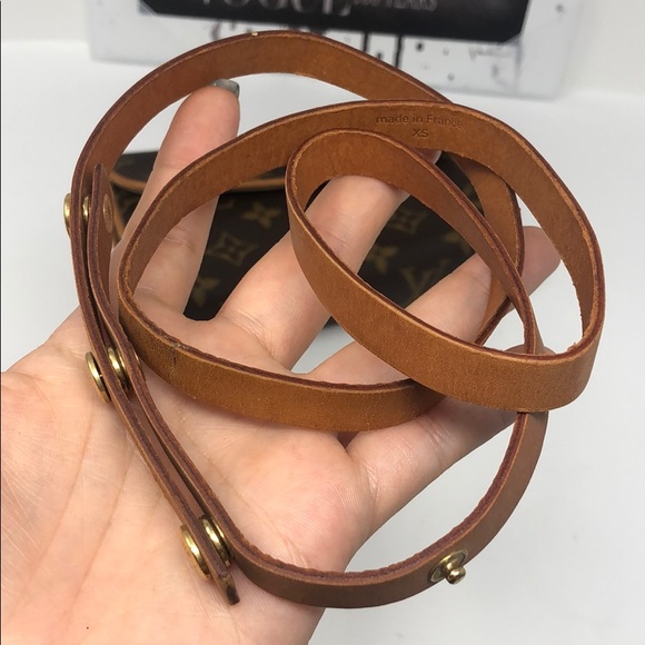 Louis Vuitton Florentine Belt Bag - Picture 3 of 8